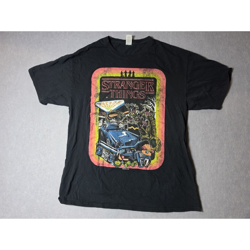 Vintage Style Arcade Car STRANGER THINGS T-Shirt Netflix Series MENS Sz Large